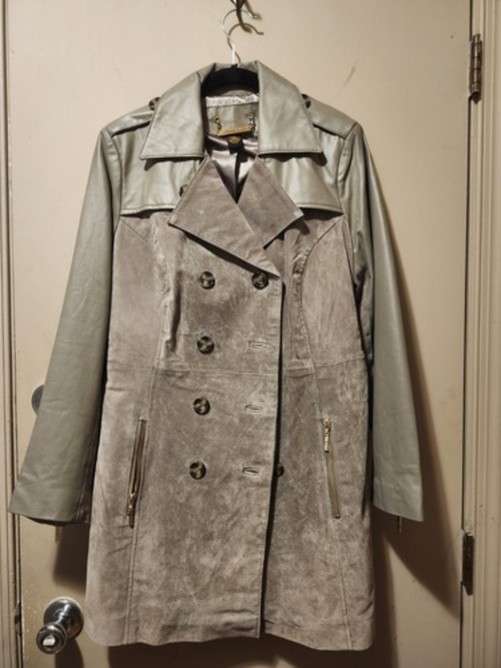 NWOT Iman Gray 100% Leather and Suede Trench Coat, Sz M